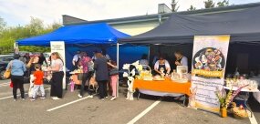 Tradycyjne potrawy, przetwory i wypieki podczas Kiermaszu Wielkanocnego - zdjęcie 1