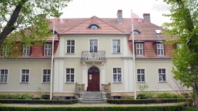 Pałac Rybieniec - magiczne miejsce w sercu Wielkopolski! - zdjęcie 1