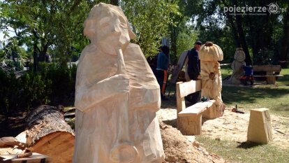 Plener artystyczny w Parku Wolności w Barcinie