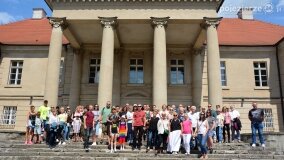 Czerniejewska rezydencja w sierpniowym słońcu - zdjęcie 10