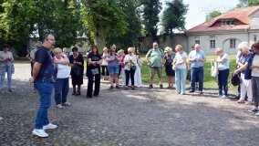 Czerniejewska rezydencja w sierpniowym słońcu - zdjęcie 3