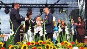 Nieco deszczowe, lecz bardzo udane Dożynki Gminy Gniezno - zdjęcie 60