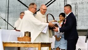 Nieco deszczowe, lecz bardzo udane Dożynki Gminy Gniezno - zdjęcie 39