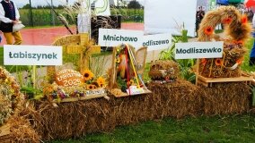 Nieco deszczowe, lecz bardzo udane Dożynki Gminy Gniezno - zdjęcie 25