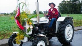 Nieco deszczowe, lecz bardzo udane Dożynki Gminy Gniezno - zdjęcie 2