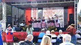 Sztuka ludowa po raz 49 rozgościła się pod żnińską Basztą - zdjęcie 19