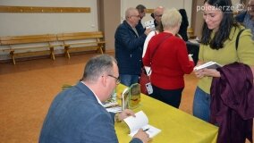 Premiera książki „Głębokie. Tropami tajemnic” – wielkie święto w małej miejscowości! - zdjęcie 159
