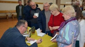 Premiera książki „Głębokie. Tropami tajemnic” – wielkie święto w małej miejscowości! - zdjęcie 147