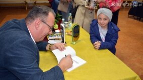 Premiera książki „Głębokie. Tropami tajemnic” – wielkie święto w małej miejscowości! - zdjęcie 139