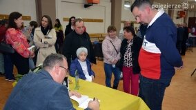 Premiera książki „Głębokie. Tropami tajemnic” – wielkie święto w małej miejscowości! - zdjęcie 138