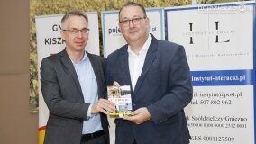 Premiera książki „Głębokie. Tropami tajemnic” – wielkie święto w małej miejscowości! - zdjęcie 96