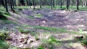 W ziemiankach spadochroniarzy 