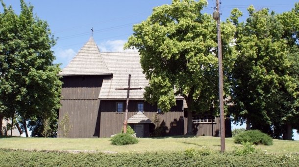 Drewniany kościół w Tarnowie Pałuckim