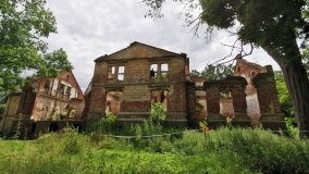 Pałac w Dąbrówce Ludomskiej