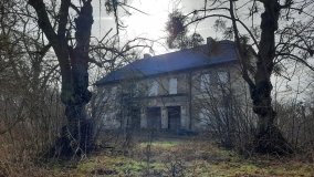 Pałac w Radojewie połączony osią widokową z pałacem w Owińskach