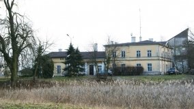 Dwór Złotnickich w Chraplewie