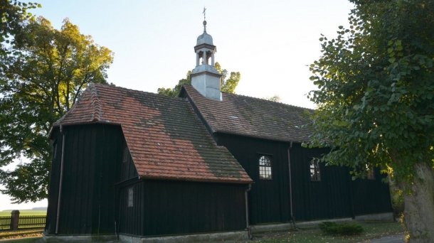 „Madonna Sykstyńska” z drewnianej świątyni w Niestronnie