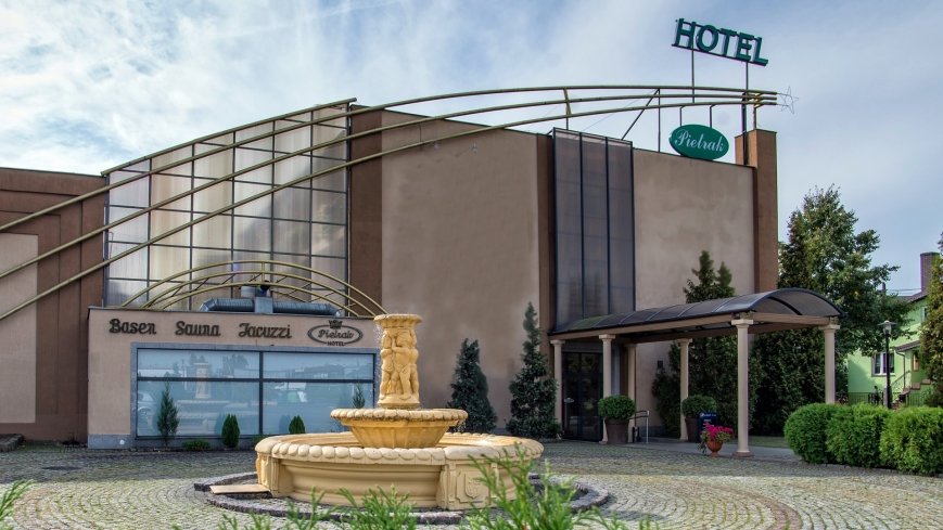 HOTEL PIETRAK TRZEMESZNO ***