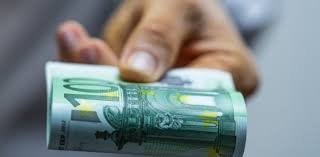 Pomoc finansowa dla wszystkich potrzebujących - zdjęcie 1