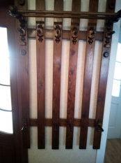 Stylowy wieszak na rzeczy na sprzedaż - zdjęcie 2