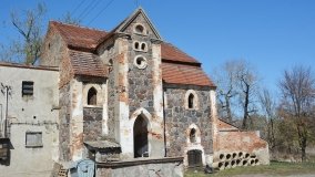 „Średniowieczny” spichlerz w Dziadkowie - zdjęcie 7