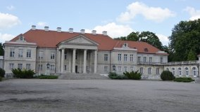 Unikatowy pałac w Czerniejewie - zdjęcie 31