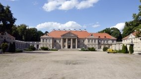 Unikatowy pałac w Czerniejewie - zdjęcie 3