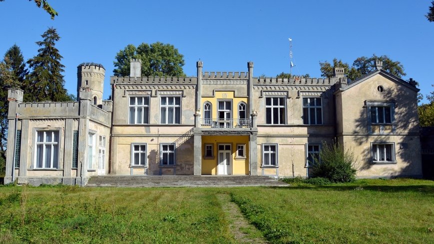 Arcugowo – pałac w angielskim stylu - zdjęcie 1