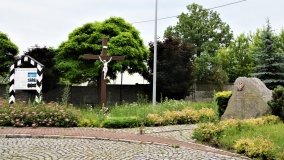 Na granicy dwóch zaborów - zdjęcie 2