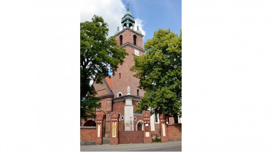 Świątynia w Kłecku z tryptykiem Mateusza Kossiora  - zdjęcie 1