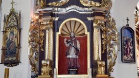 Świątynia w Kłecku z tryptykiem Mateusza Kossiora  - zdjęcie 8