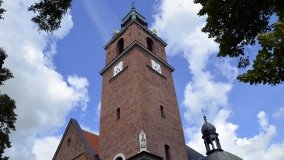 Świątynia w Kłecku z tryptykiem Mateusza Kossiora  - zdjęcie 10