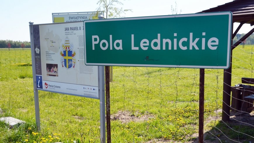 Pola Lednickie – Brama Trzeciego Tysiąclecia - zdjęcie 1