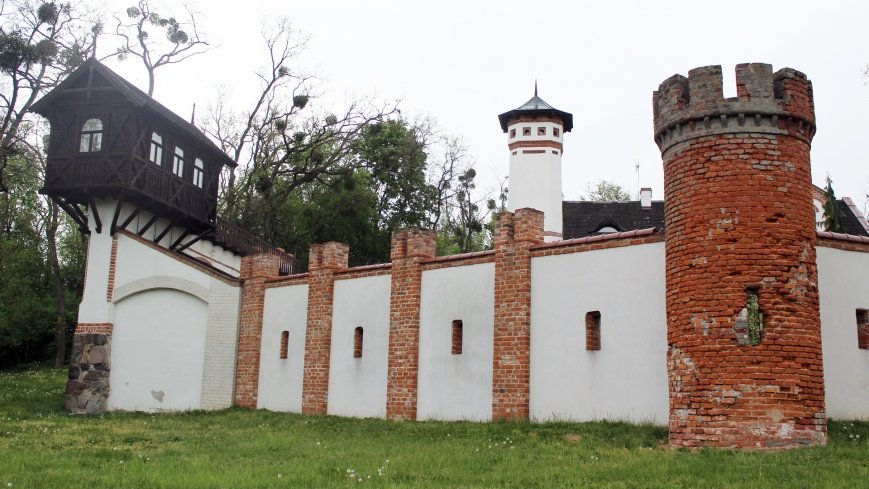 Zameczek myśliwski w Bugaju - zdjęcie 1