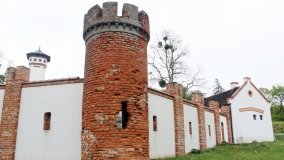 Zameczek myśliwski w Bugaju - zdjęcie 2