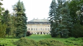 Zespół pałacowy w Ciążeniu - zdjęcie 9