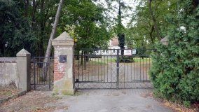 Dwór w Popowie Podleśnym z zagadkową „dziewiątka” i „srebrnym skarbem” - zdjęcie 8