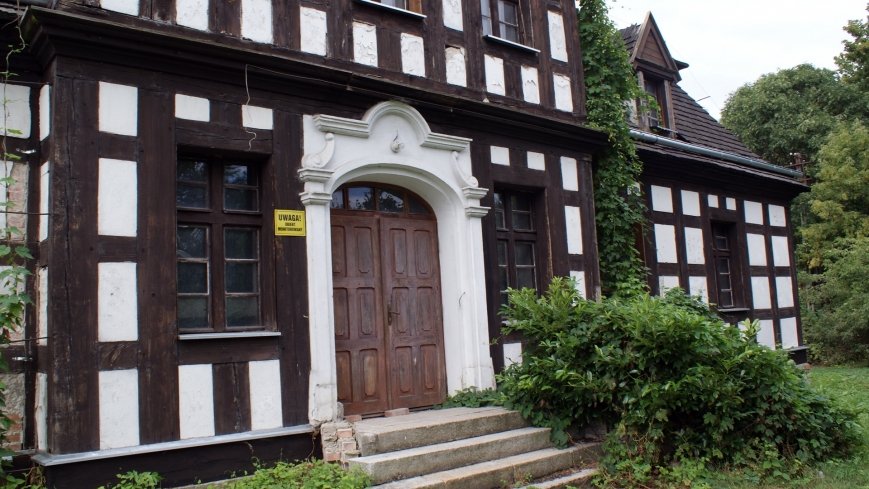 Studzieniec – historia podupadającego dworu - zdjęcie 1