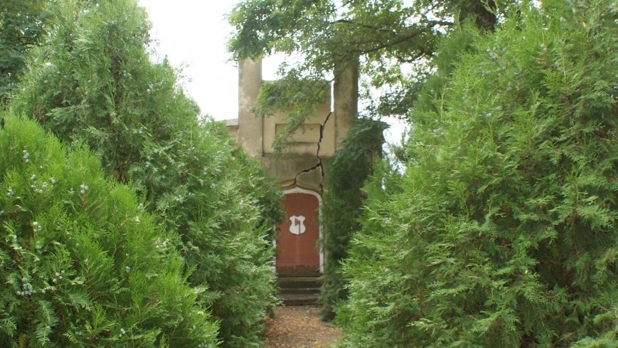 Dwór z duchem rodziny Brzeskich w Jabłkowie - zdjęcie 1