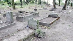 Zapomniana nekropolia w Grzybowie - zdjęcie 25