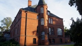 Kobylniki – pałac wzorowany na francuskim renesansie - zdjęcie 3
