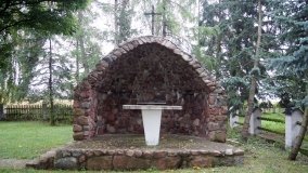 Rechta – drewniany kościół z dziełem ucznia Wita Stwosza    - zdjęcie 2