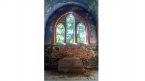 Opuszczony kościół w Zrazimiu - zdjęcie 7