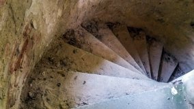 Opuszczony kościół w Zrazimiu - zdjęcie 13