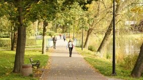 Mogilno – romantyczny park nad jeziorem - zdjęcie 7