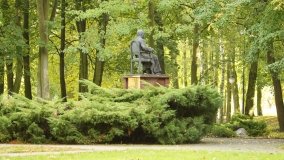 Mogilno – romantyczny park nad jeziorem - zdjęcie 38