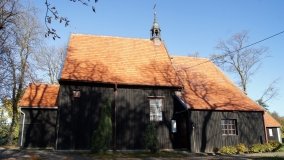 Strzelce – drewniany kościół w pobliżu Jeziora Pakoskiego - zdjęcie 2