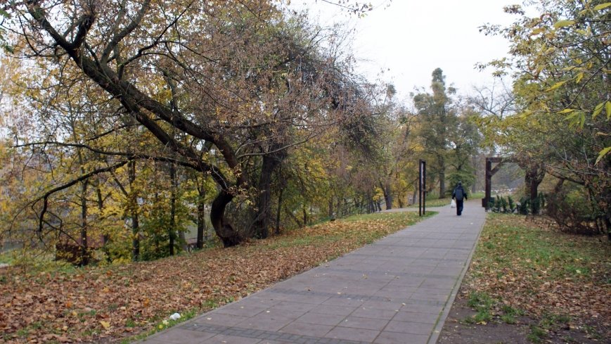 Łazienki Obornickie – unikatowe miejsce nad Wełną - zdjęcie 1