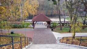 Łazienki Obornickie – unikatowe miejsce nad Wełną - zdjęcie 4