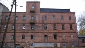 Obornicki młyn niczym zamek warowny na Wełnie - zdjęcie 4